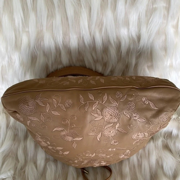 Donald J pliner New leather embroidery‎ bag​ - Picture 7 of 14
